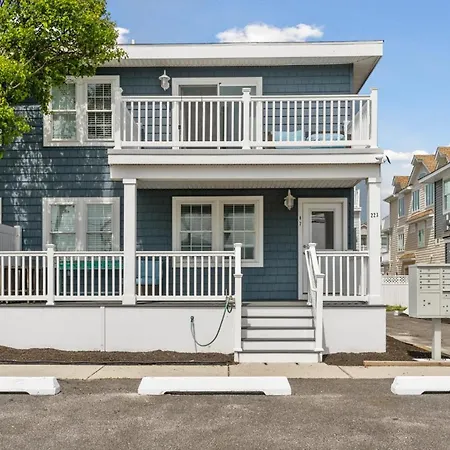 Beach Block Parking Modern Decor Porch